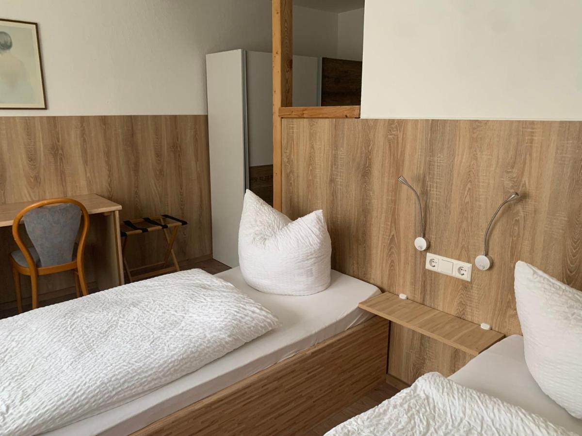 Hotel Schweizerhof Boebingen an der Rems Екстер'єр фото