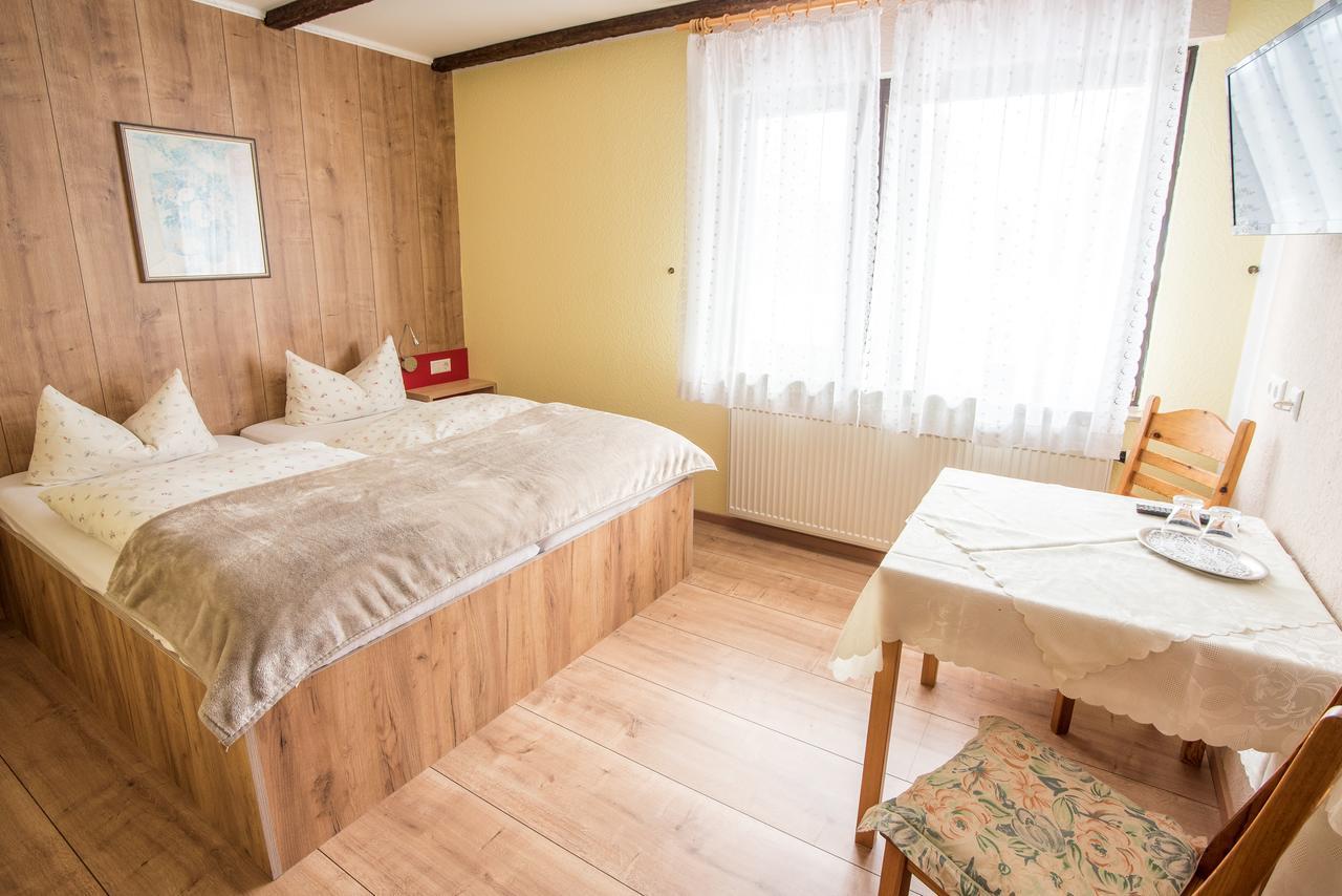 Hotel Schweizerhof Boebingen an der Rems Екстер'єр фото
